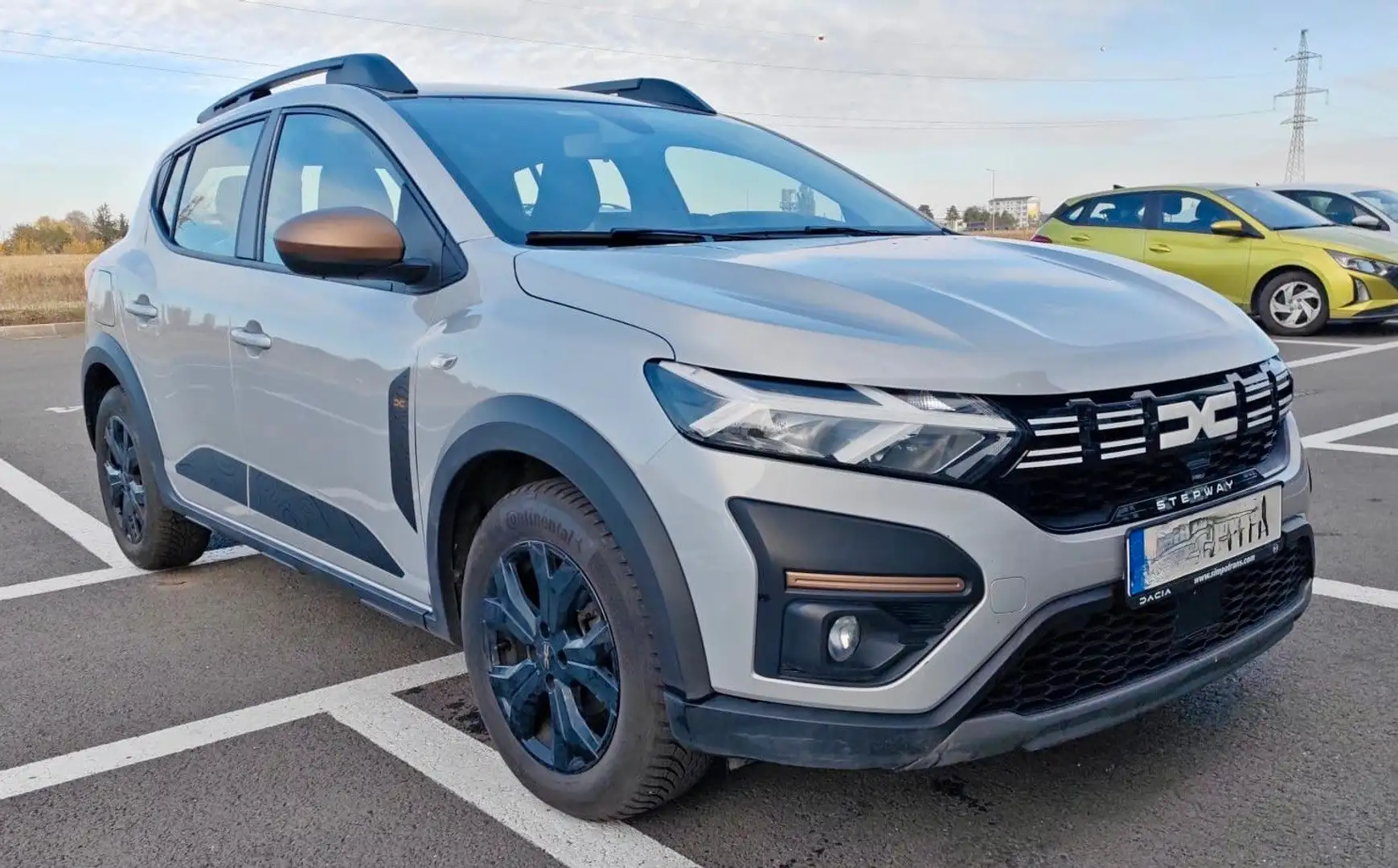 Dacia Sandero III Stepway Extreme Grau - 1