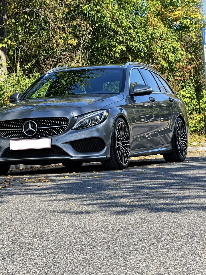 Mercedes-Benz C 220