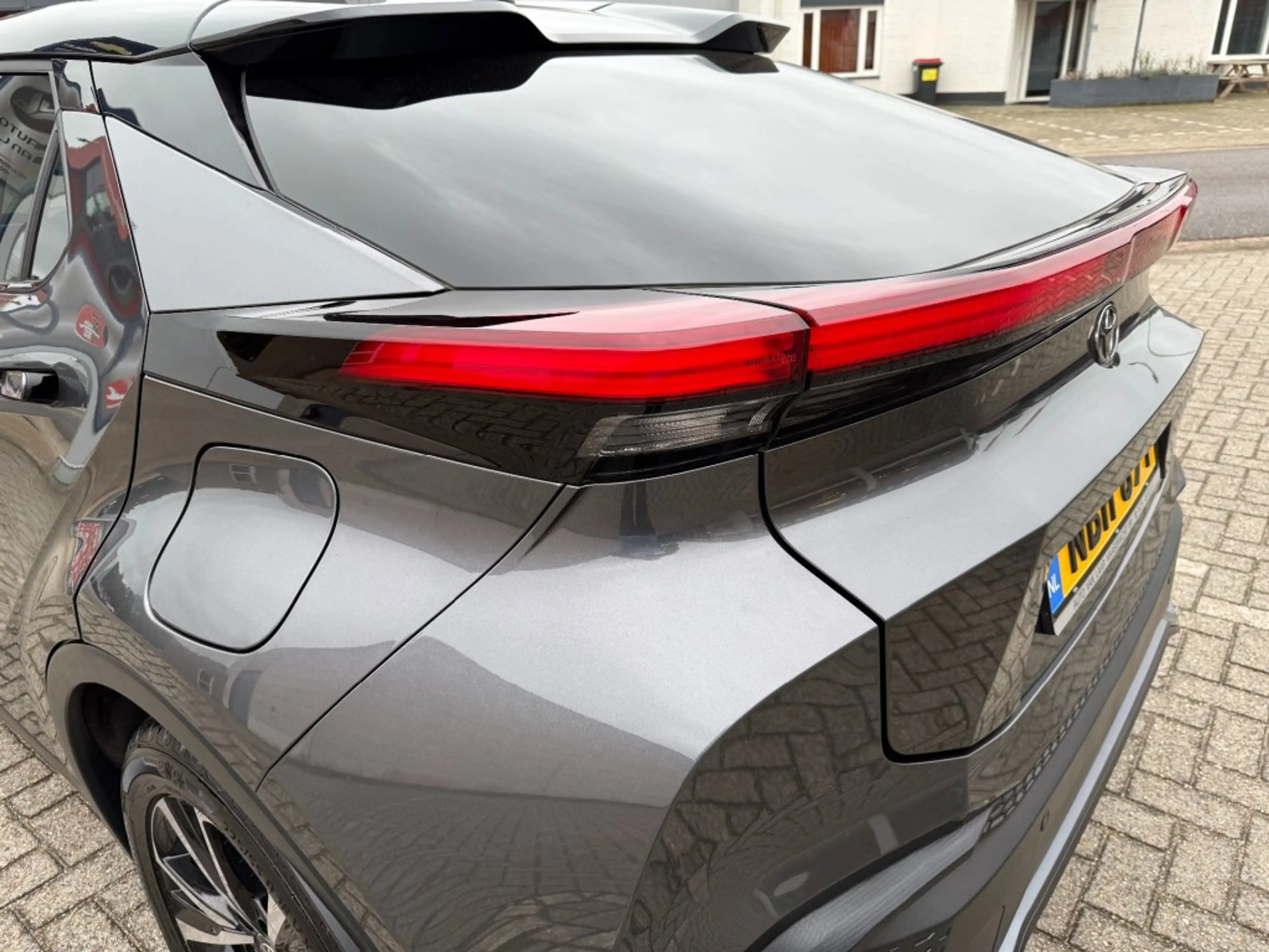 Toyota C-HR 1.8 Hybrid 140 Dynamic Bi-Tone Rijklaar met Garant — photo 14