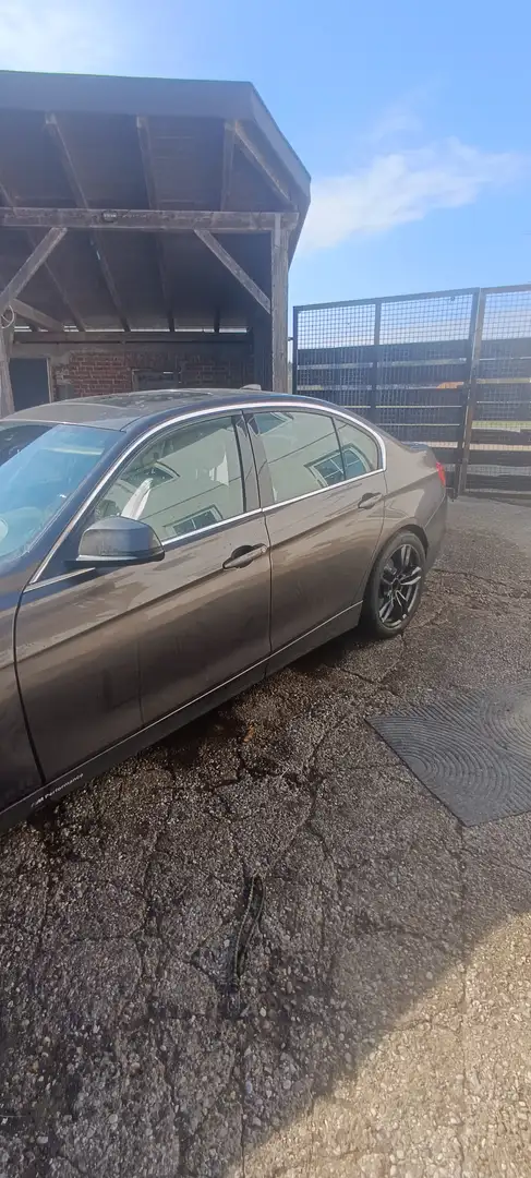 BMW 330 330d Aut. Bronze - 1