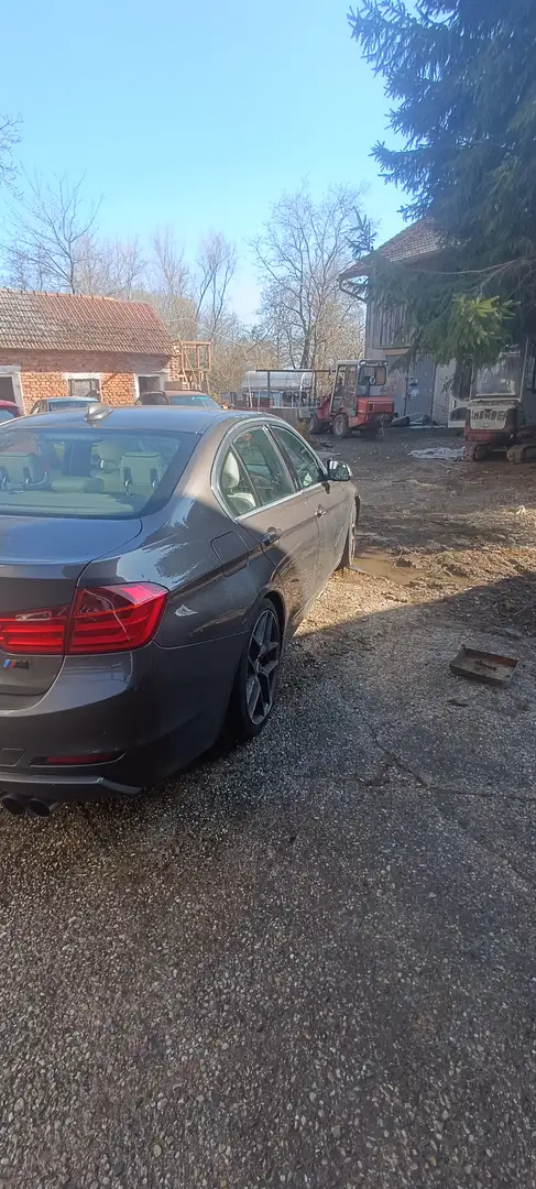 BMW 330 330d Aut. Bronze - 2