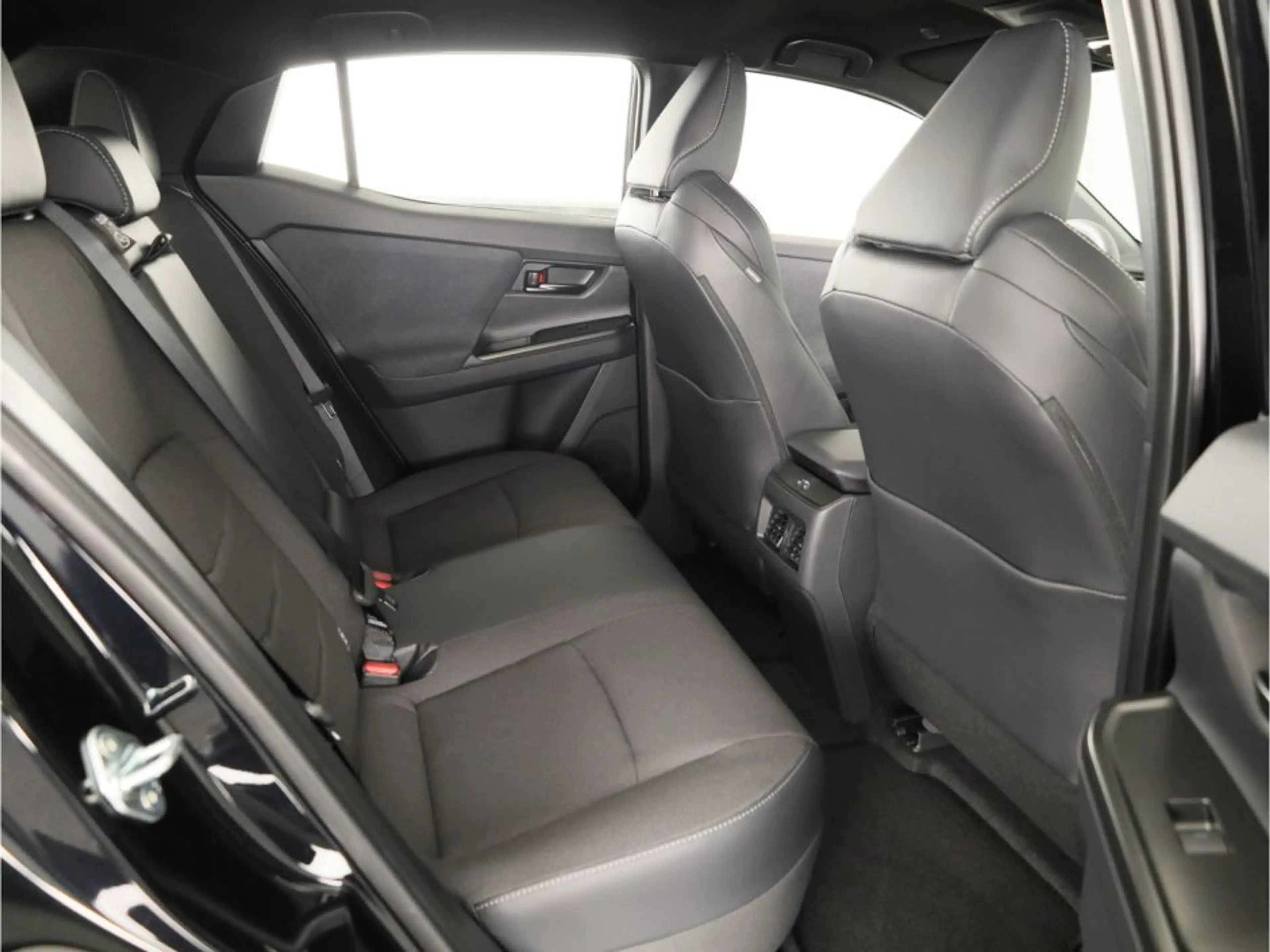 Toyota C-HR+ First Edition 77 kWh — photo 10