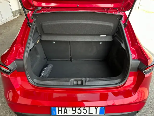 Renault Clio view 19