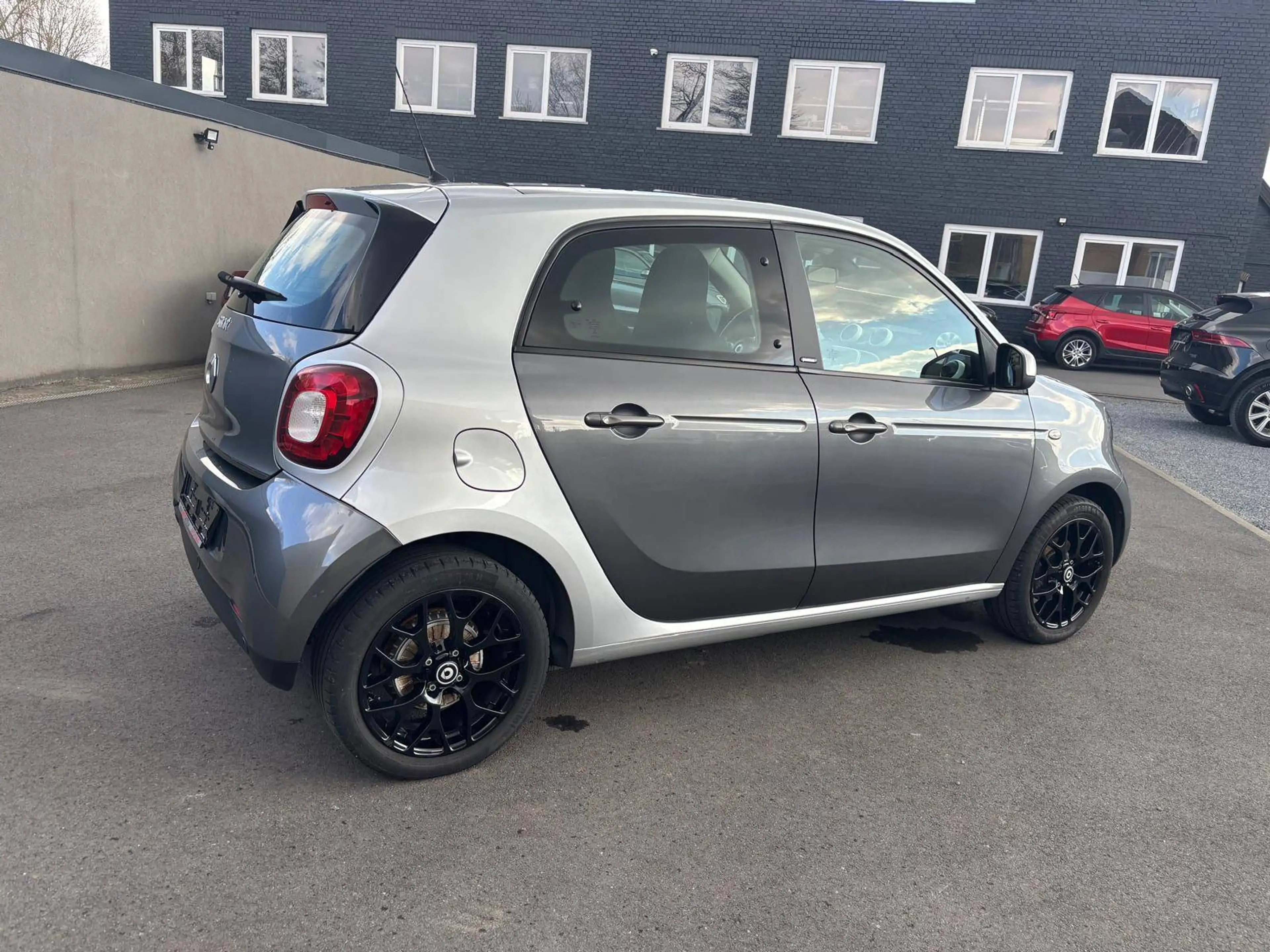 smart forFour 1.0i Passion*PANO BLUETH PARKSENSOR CRUISE — photo 4