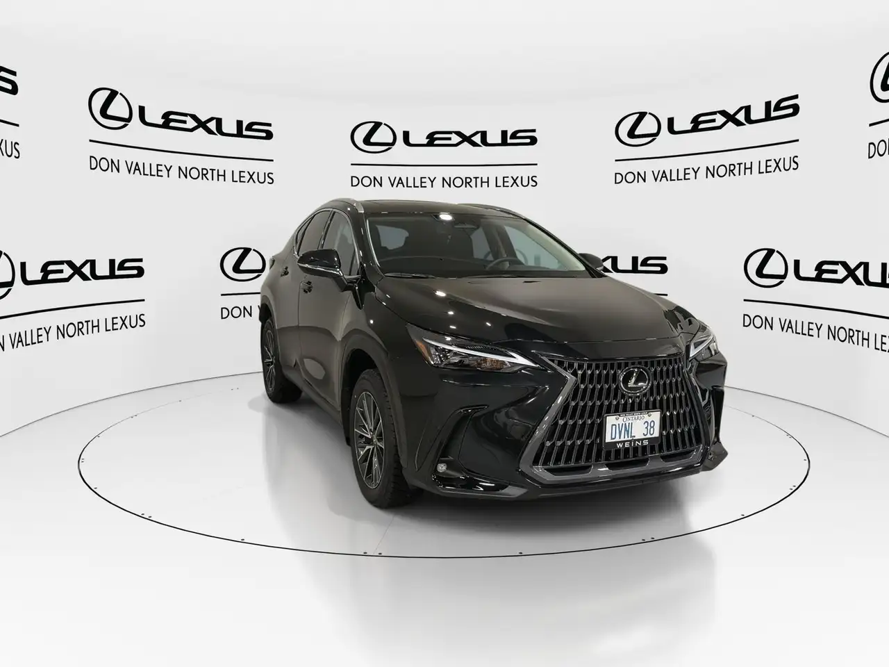 Lexus NX снимка Lexus NX