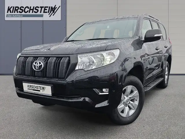 Toyota Land Cruiser Comfort 2.8 D4-D AHK Navi Kamera PDC