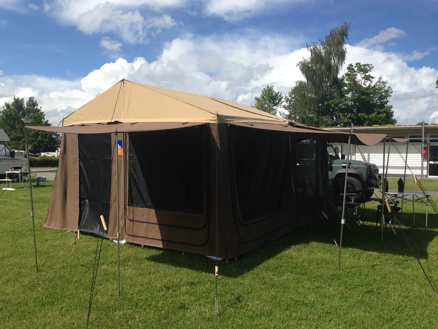 Caravans-Wohnm Hymer 3dog Scoutdog Zeltanhänger Offroad Noir - 2