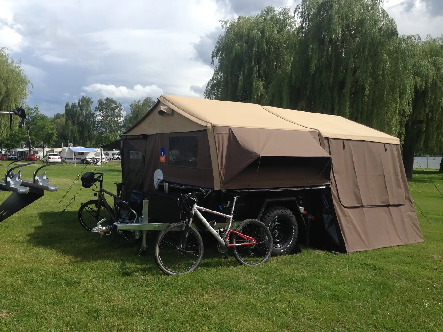 Caravans-Wohnm Hymer 3dog Scoutdog Zeltanhänger Offroad Noir - 1