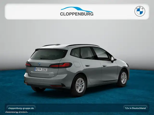 BMW 2 Series view 2