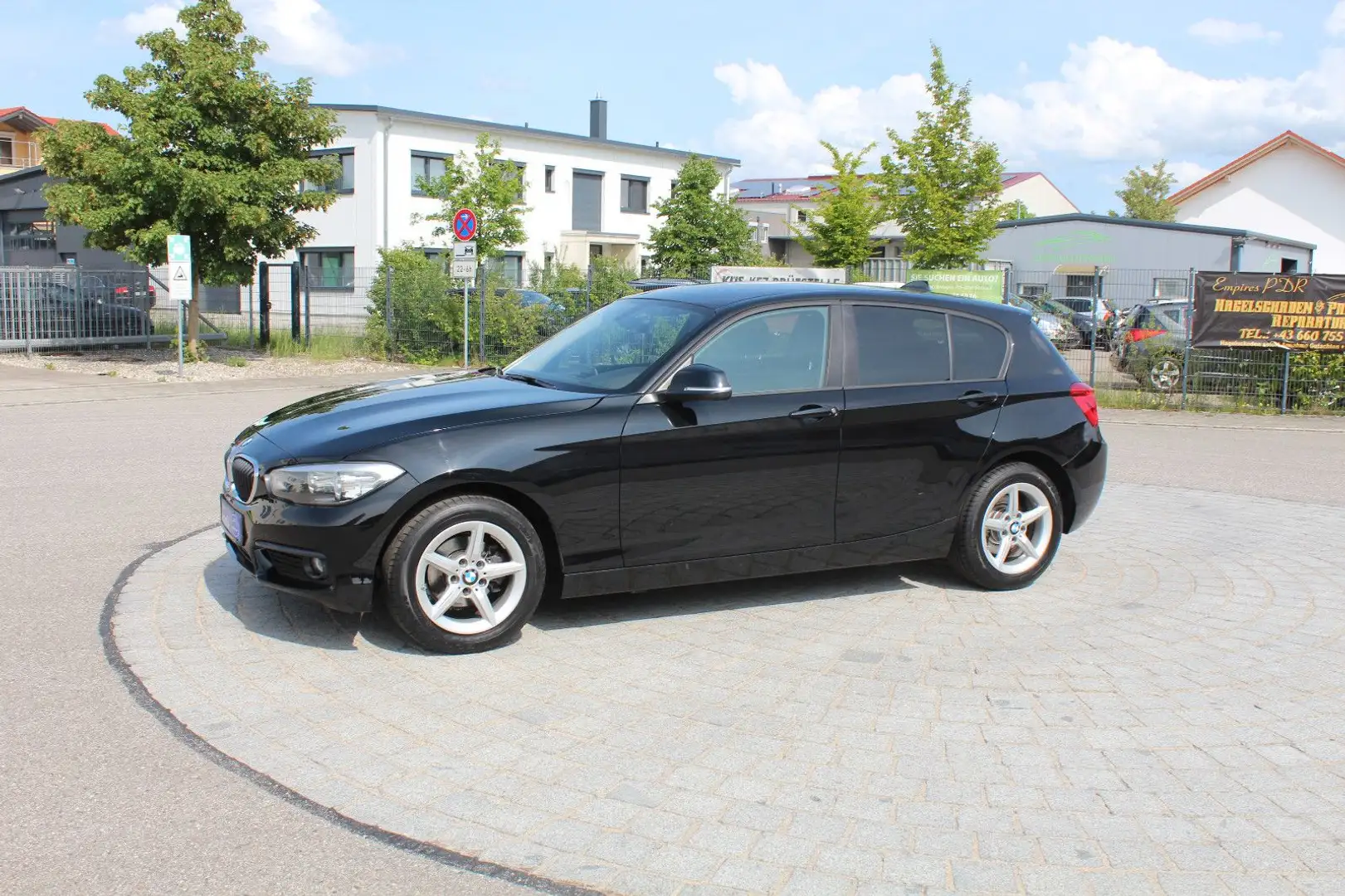BMW 118 Baureihe 1 Lim. 5-trg. 118 i Advantage Navi Negro - 2