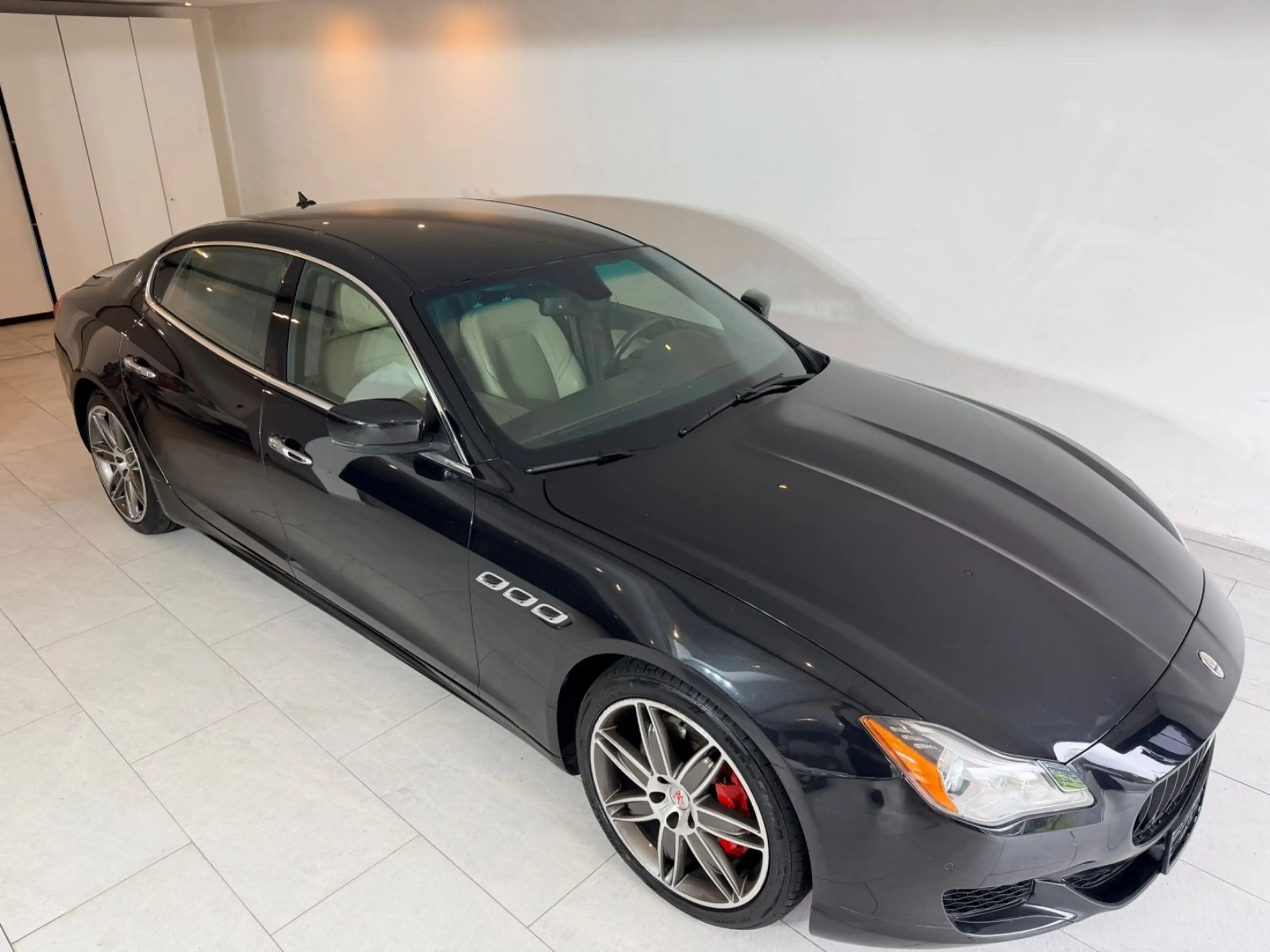 Maserati Quattroporte S TÜV NEU — photo 5