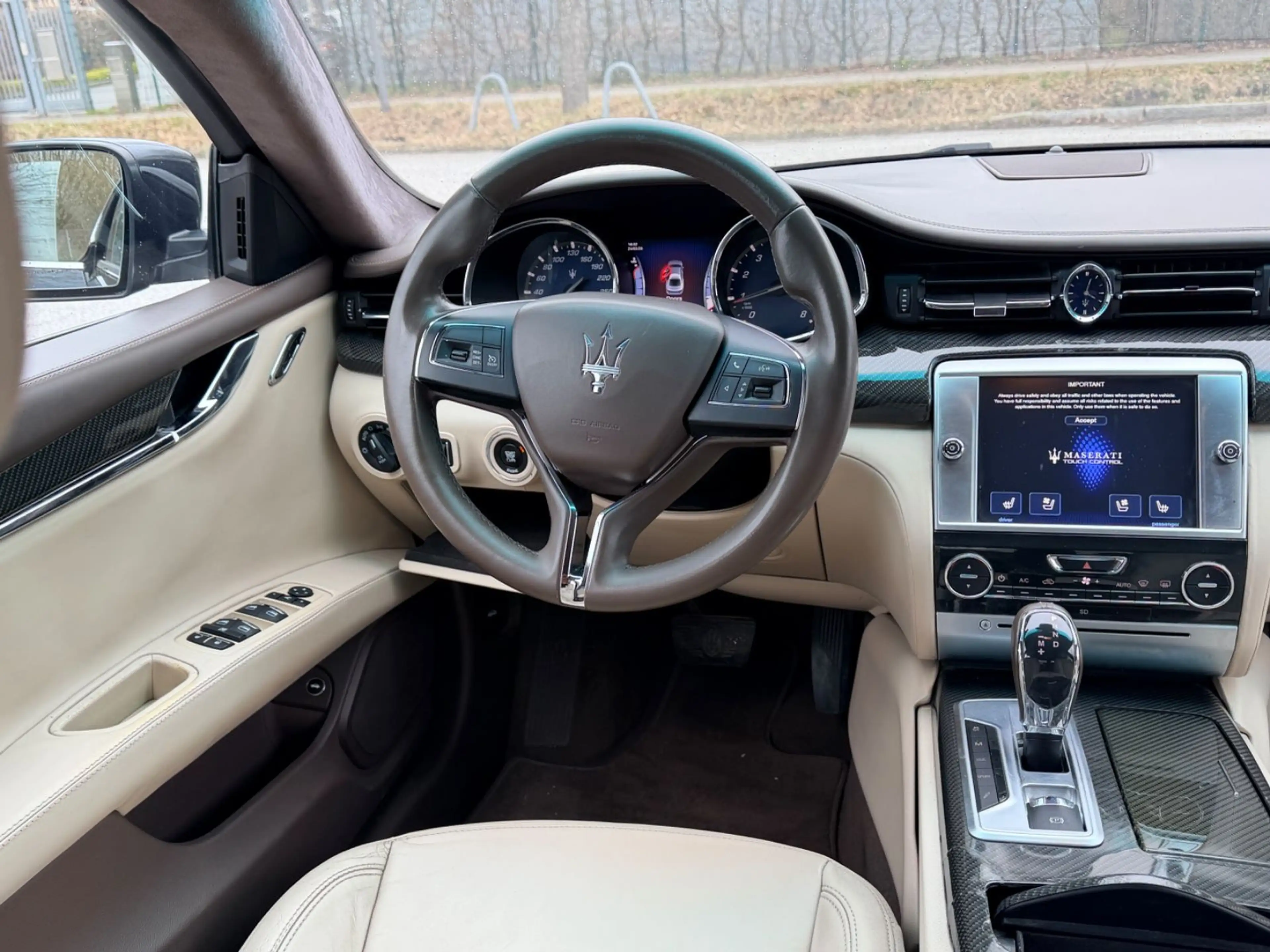Maserati Quattroporte S TÜV NEU — photo 8