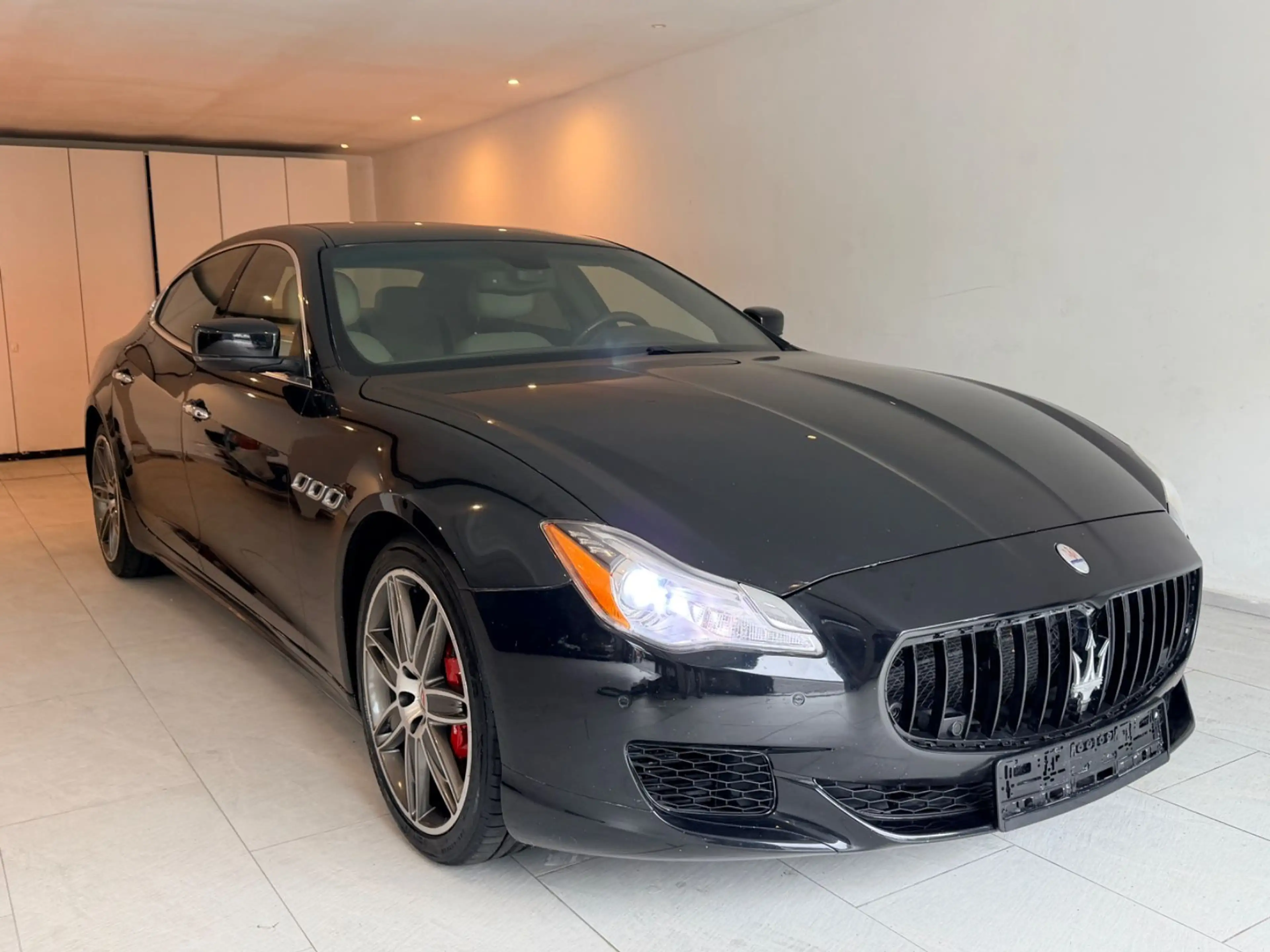 Maserati Quattroporte S TÜV NEU