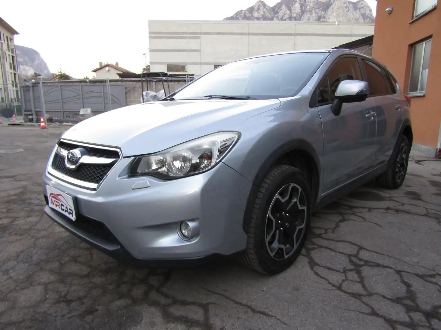Subaru XV XV 2.0D-S Exclusive * 152.000 KM REALI * Silber - 1