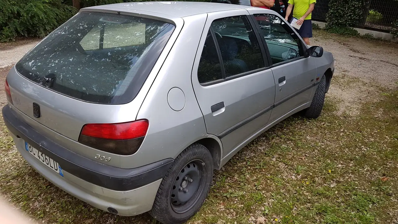 Peugeot 306 1997 5p 1.4 XR, foto 4