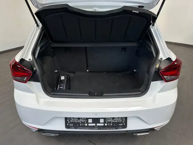 Seat Ibiza view 8