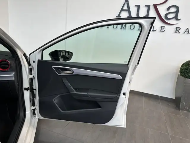 Seat Ibiza view 7