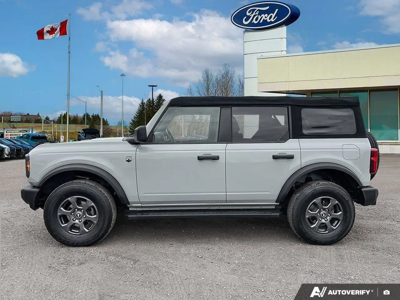 Ford Bronco снимка Ford Bronco