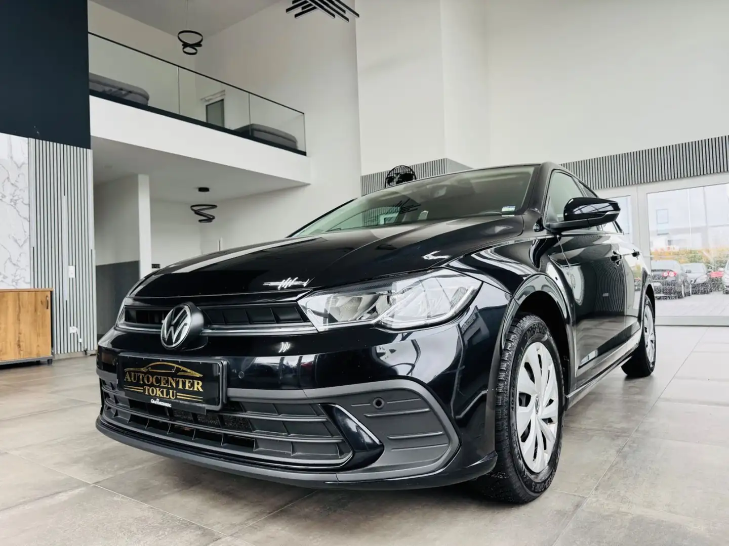 Volkswagen Polo VI Life 1.0 TSI DSG ACC Noir - 1