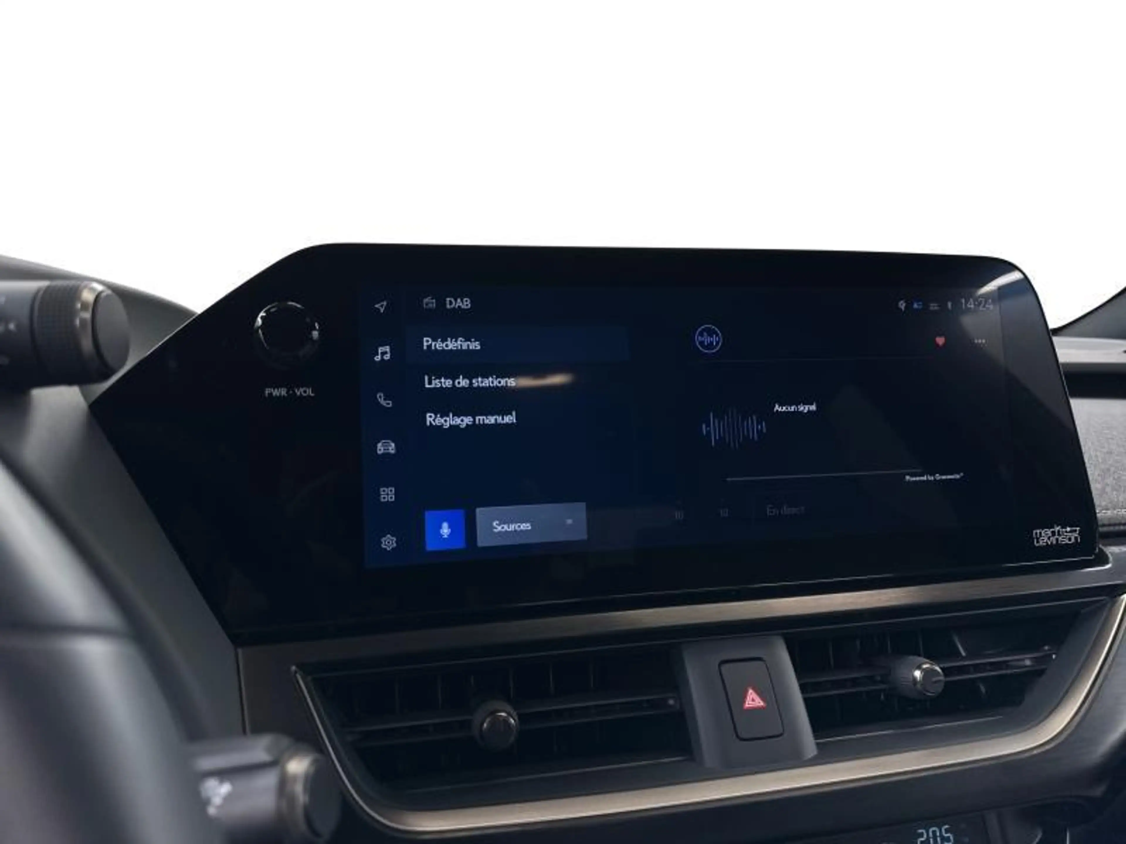 Lexus UX 250h Privilege Line & Mark Levinson — photo 13