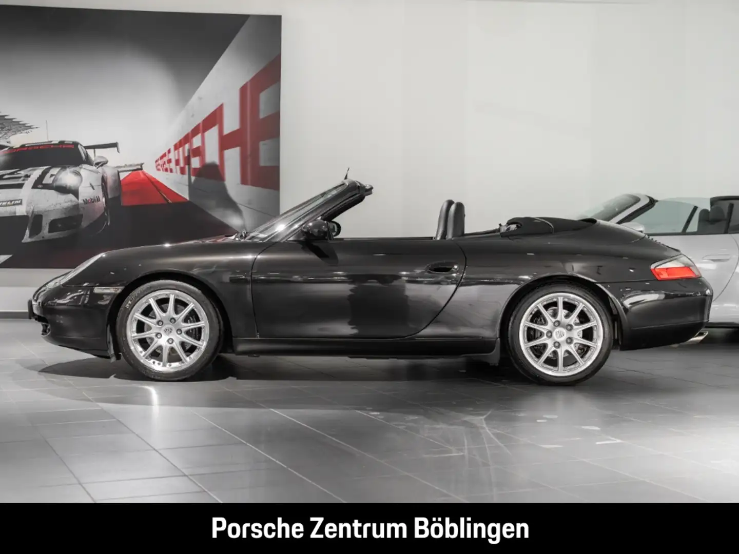 Porsche 996 911 Carrera Cabriolet nur 36.500 km 2-Hand Schwarz - 2