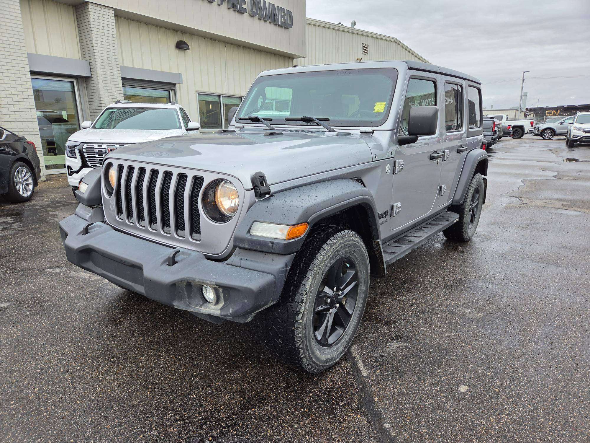Gray 2019 Jeep Wrangler SUV / Crossover Four-Wheel Drive Manual