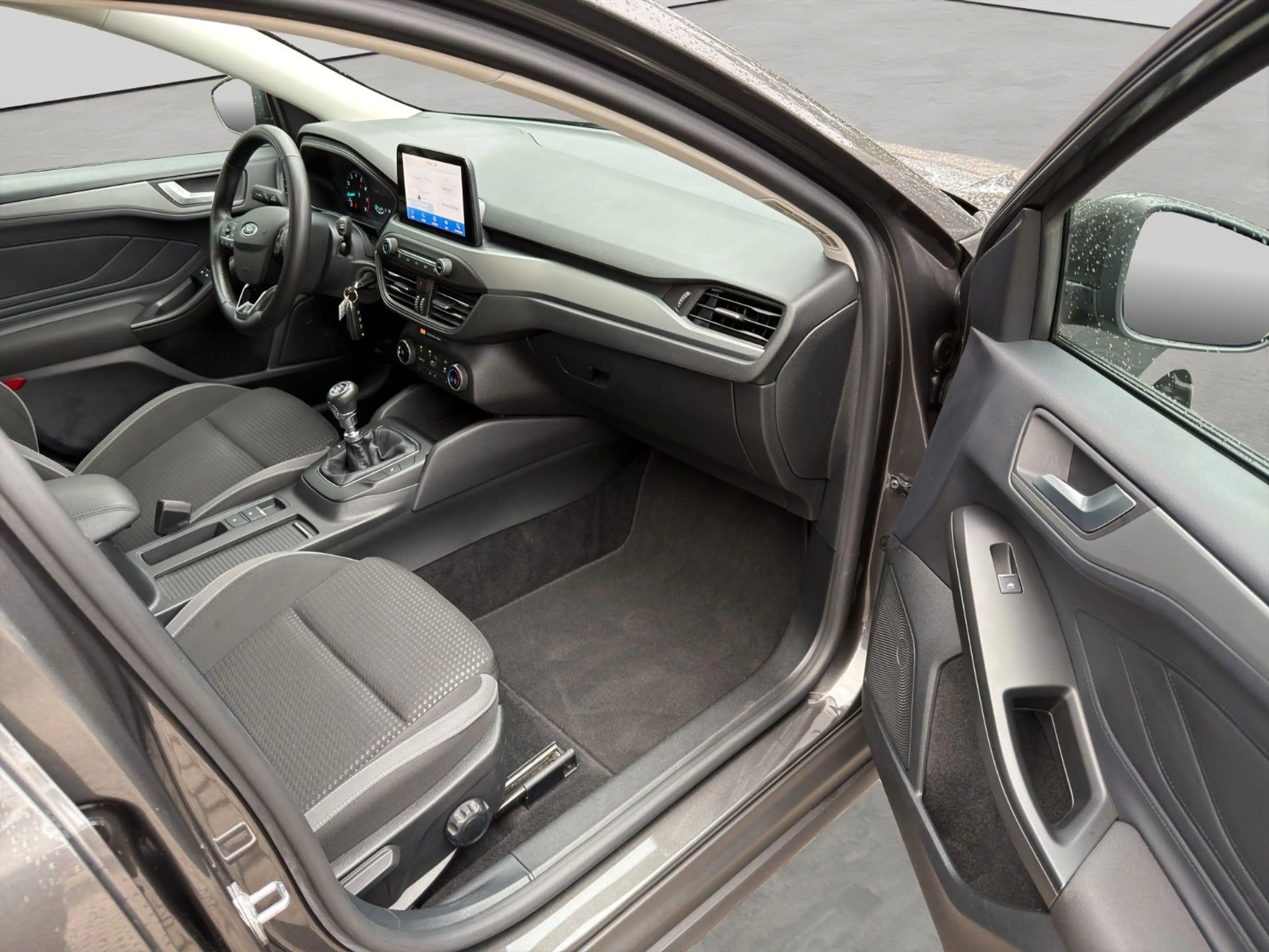 Ford Focus Turnier Cool & Connect — photo 15