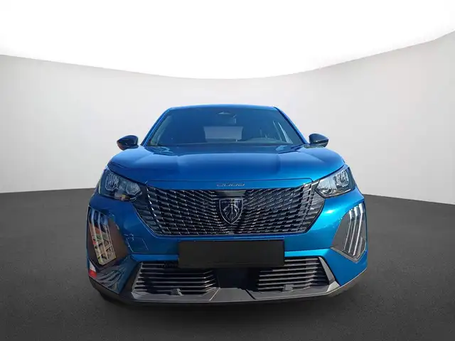 Peugeot 2008 view 3