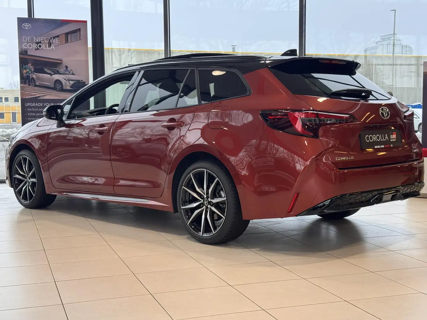 Toyota Corolla Hybrid 140 GR Sport Panoramadak JBL HUD Braun - 2