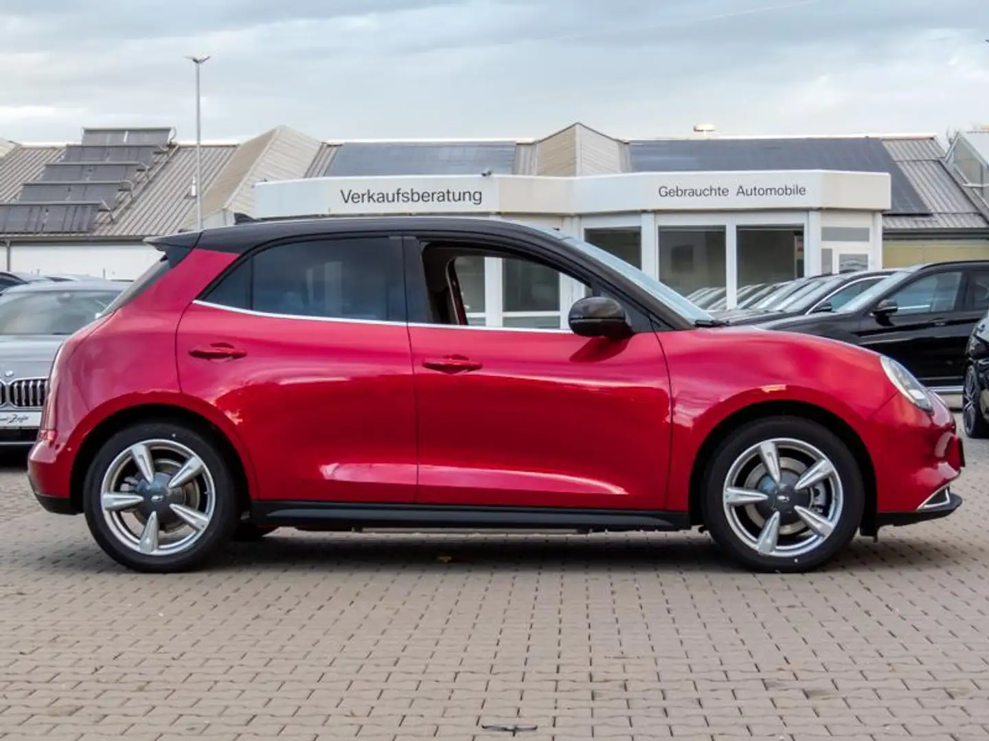 GWM ORA 03 400 Pro+ Vollelektrisch Automatik Navi LED PAN 360 Rosso - 2