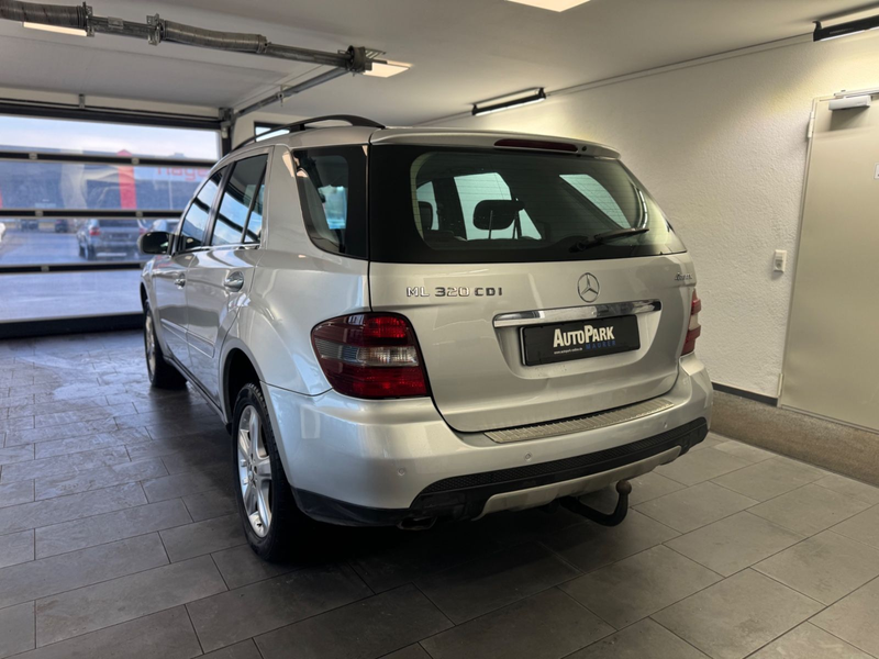 Mercedes-Benz ML 320 CDI *Bi-Xenon*Schiebedach*V6*Sport* — photo 8