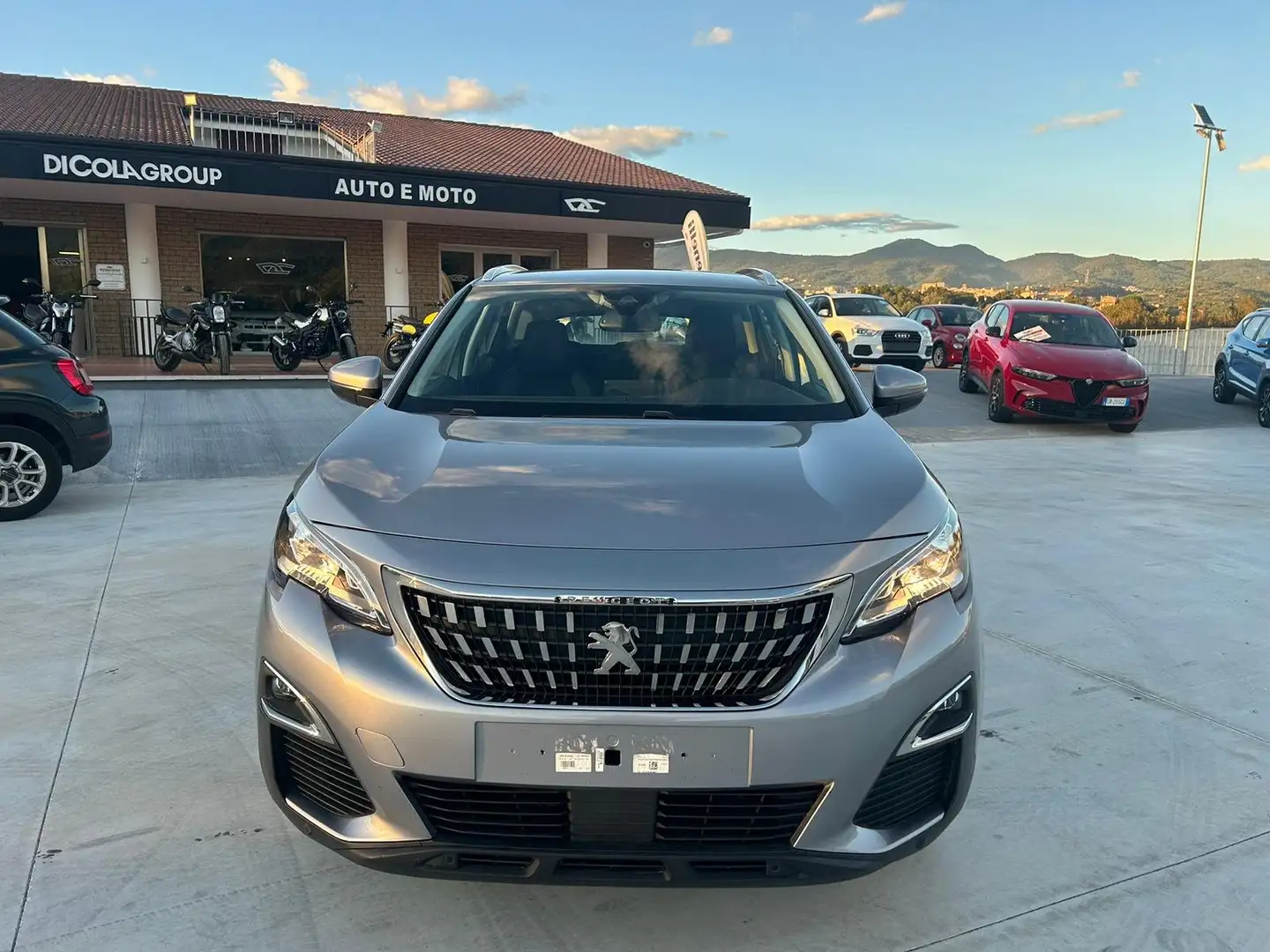 Peugeot 3008 3008 1.5 bluehdi Business Argento - 2