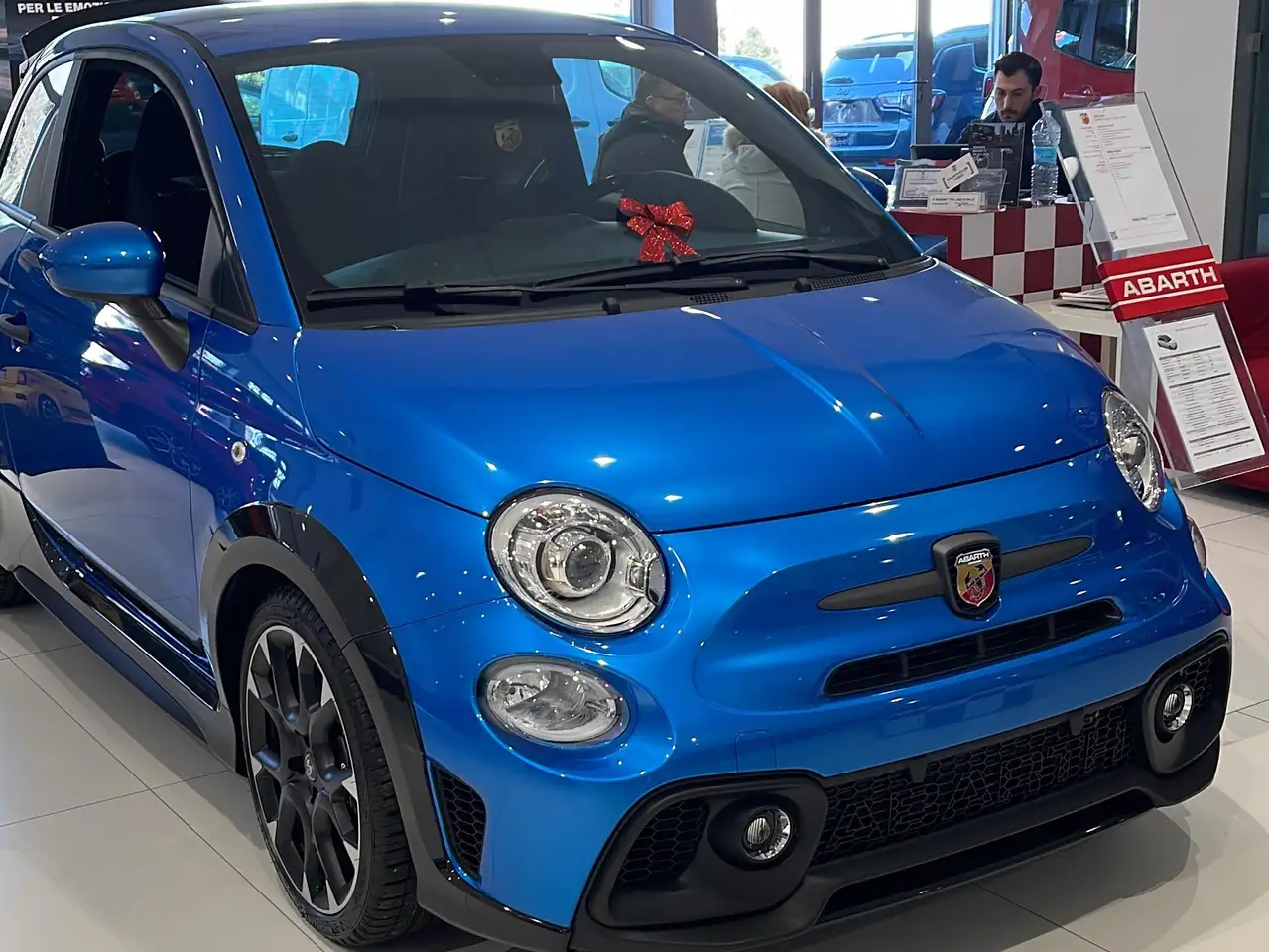 Abarth 695 2023