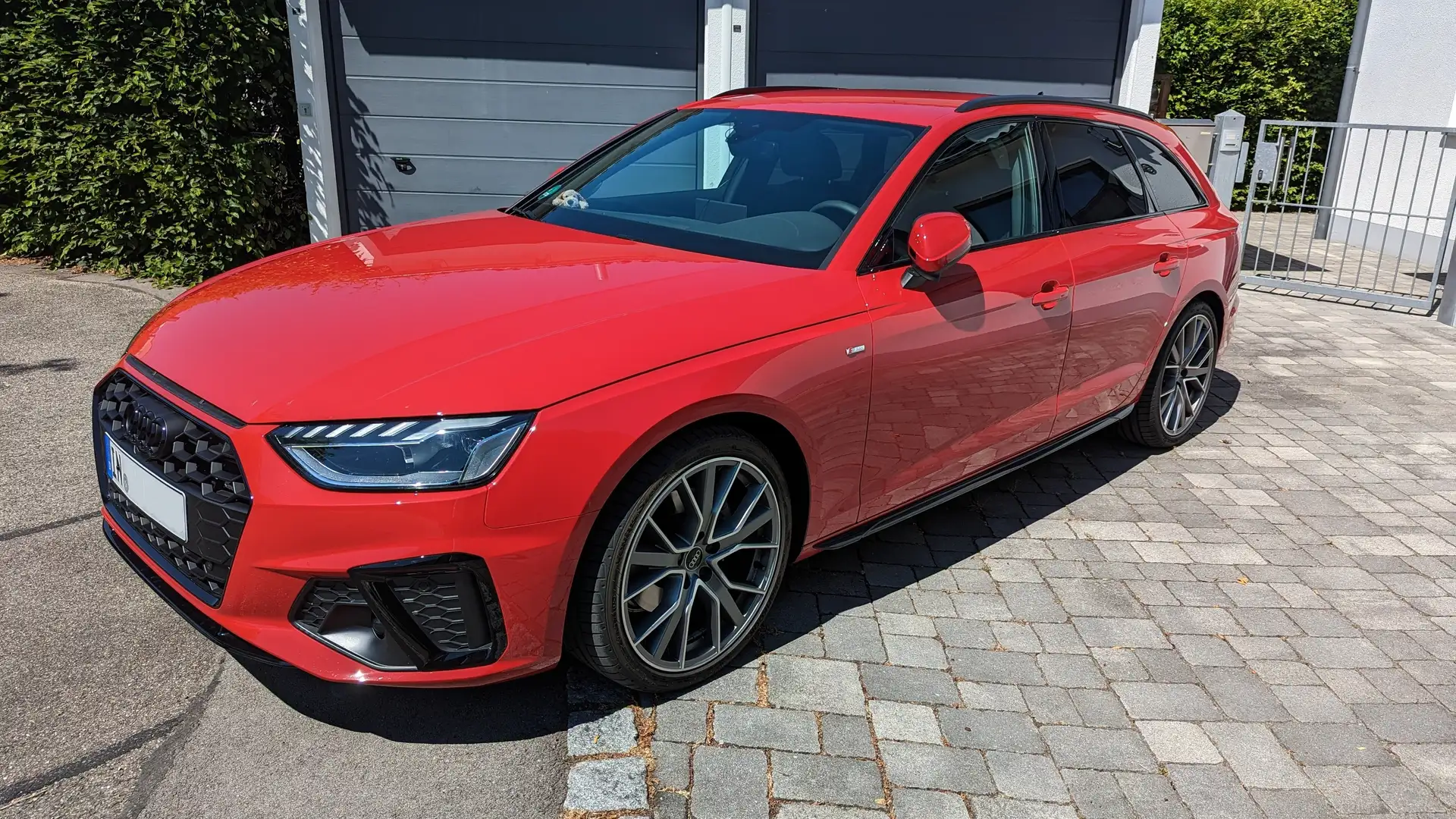 Audi A4 A4 Avant 35 TFSI S tronic s-line competition Rot - 2