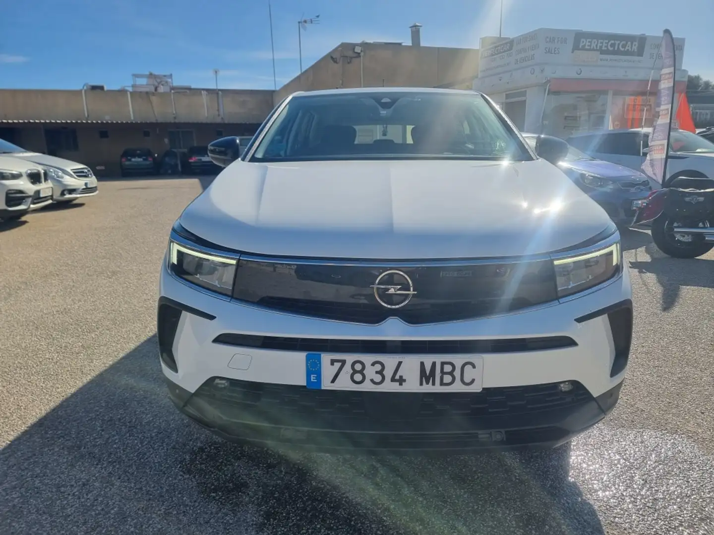 Opel Grandland 1.5CDTi S&S Business Edition Aut. 130 Blanco - 2