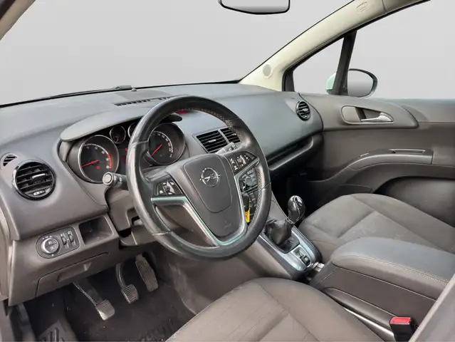Opel Meriva view 12