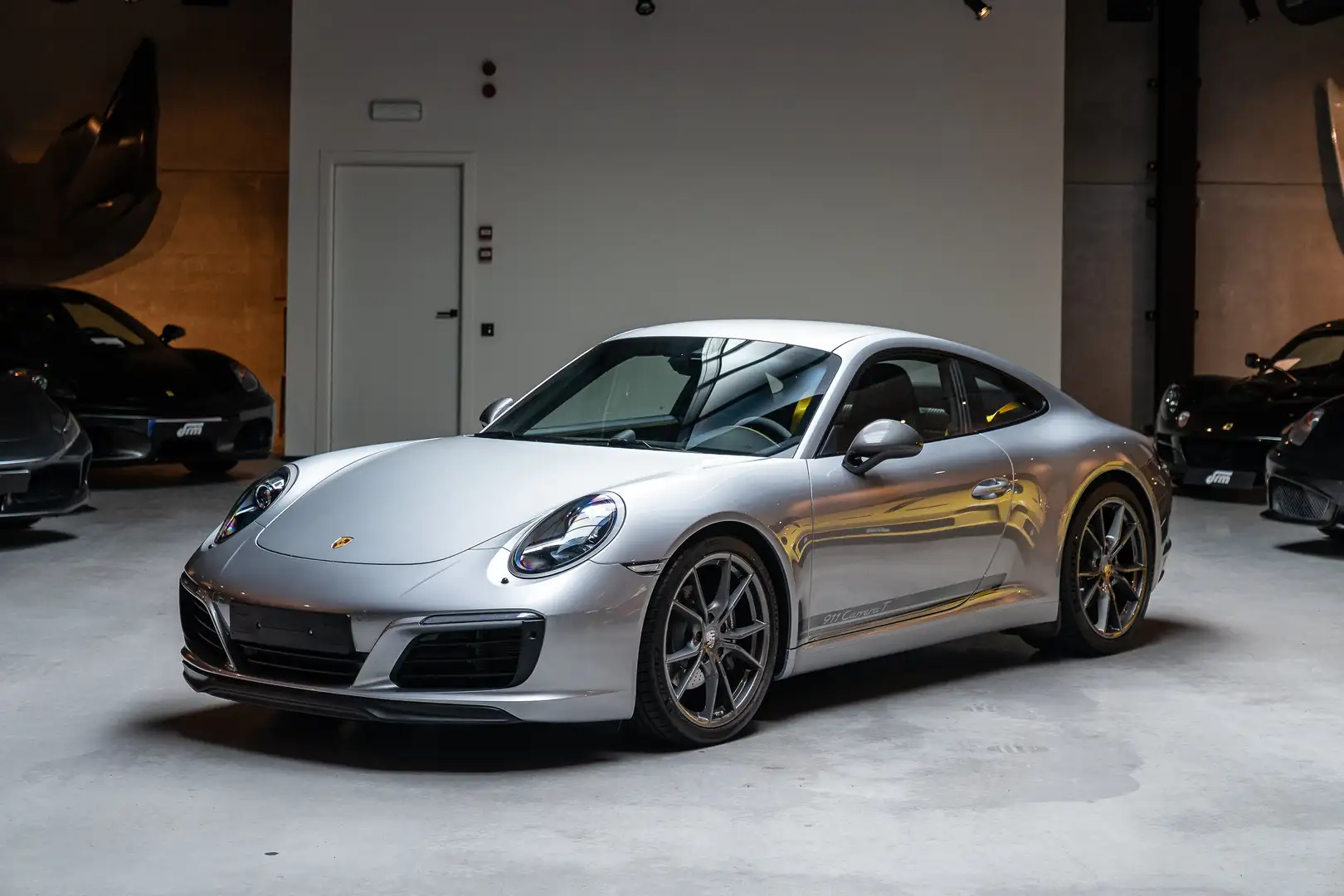 Porsche 991 991.2 Carrera T - Porsche Approved - NEW condition Argent - 1