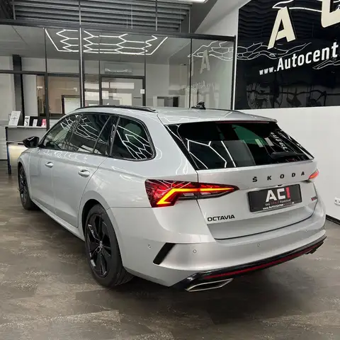 Skoda Octavia view 8