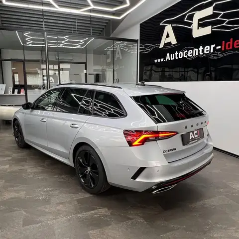 Skoda Octavia view 7