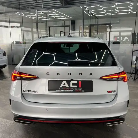 Skoda Octavia view 9