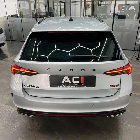 Skoda Octavia view 10