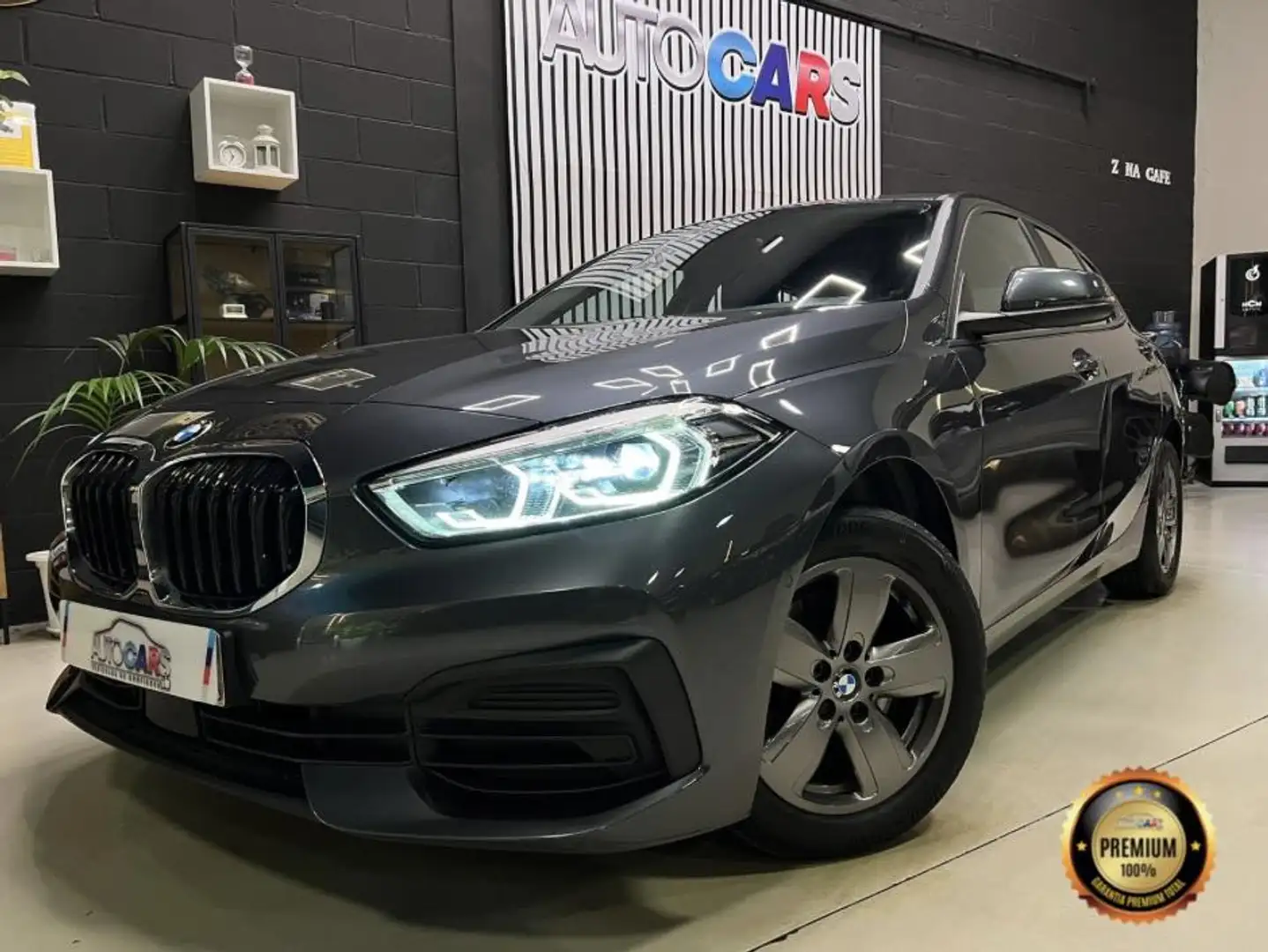 BMW 116 Berlina Manual de 5 Puertas Gris - 1