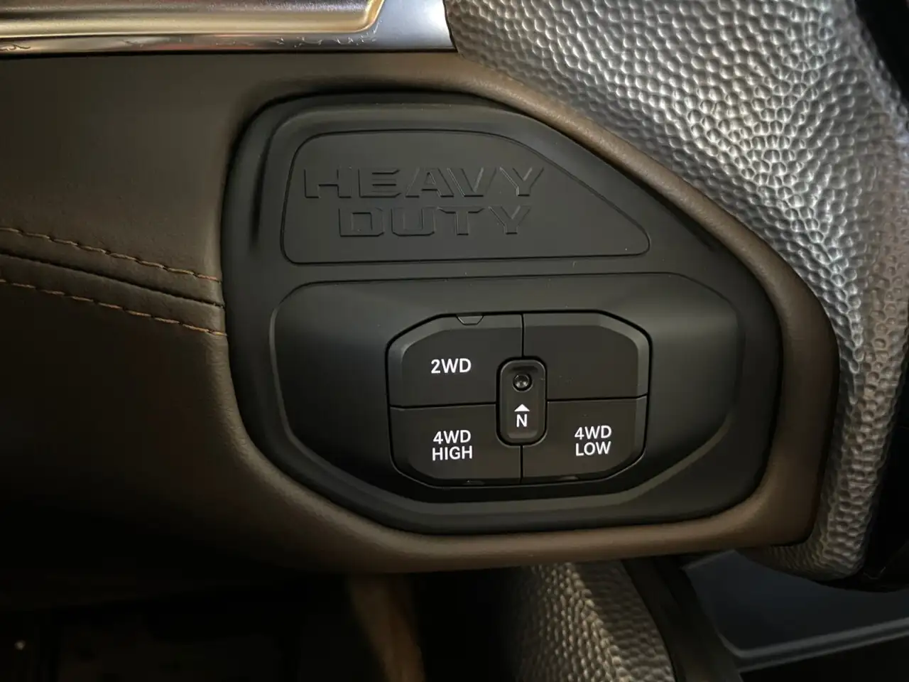 RAM 3500 снимка RAM 3500
