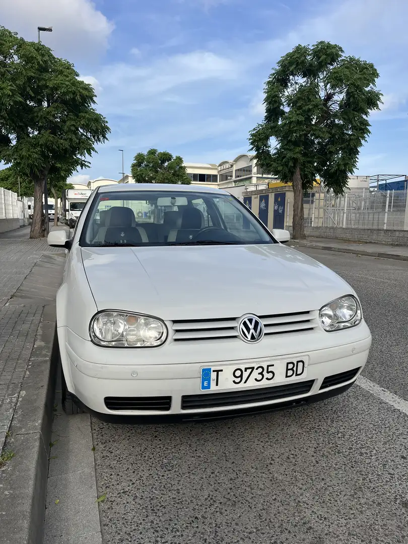 Volkswagen Golf 1.6 Highline 100 - 1