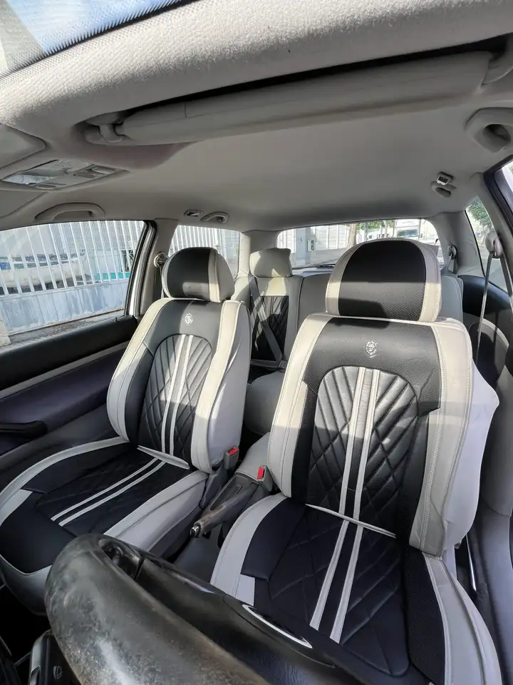 Volkswagen Golf 1.6 Highline 100, foto 11