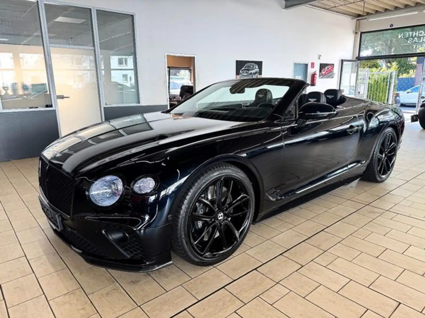 Bentley Continental GTC 4.0 V8 4WD*VOLL+HUD+MASSAGE+22* Schwarz - 2