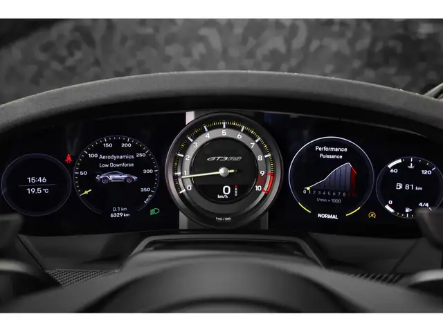 Porsche 992 view 12