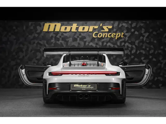 Porsche 992 view 5