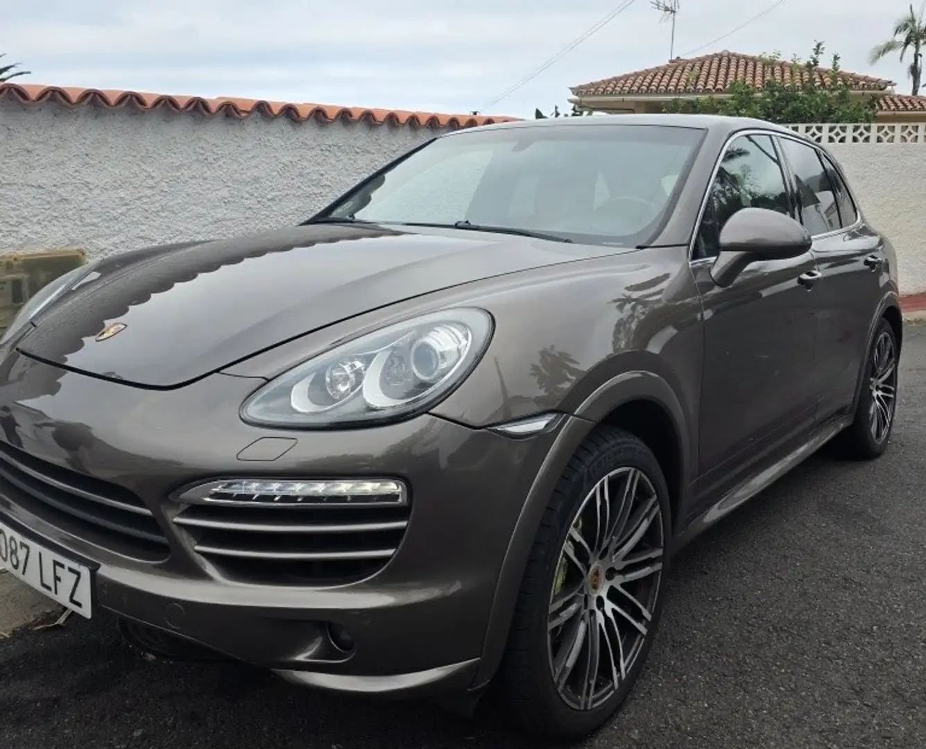Porsche Cayenne Diesel 245 Aut. Marrón - 1