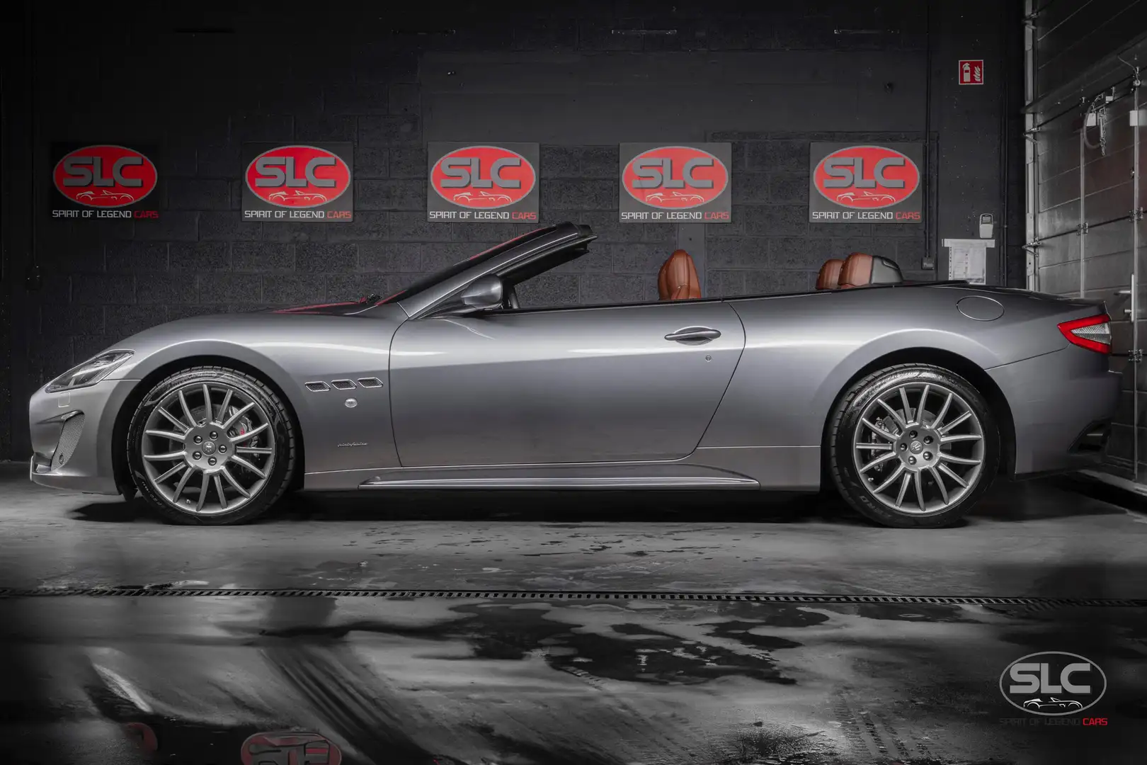 Maserati GranCabrio Grancabrio Sport 4.7i V8 Sport Automatic Gris - 2